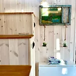 Case de vacanță Eco Retreat For 8 People Kisapati
