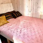 Case de vacanță Eco Retreat For 8 People *