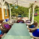 Eco Retreat For 8 People Kisapati
