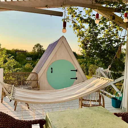 Eco Retreat For 8 People Kisapati