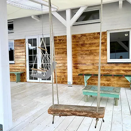 Eco Retreat For 8 People Ferienhaus *