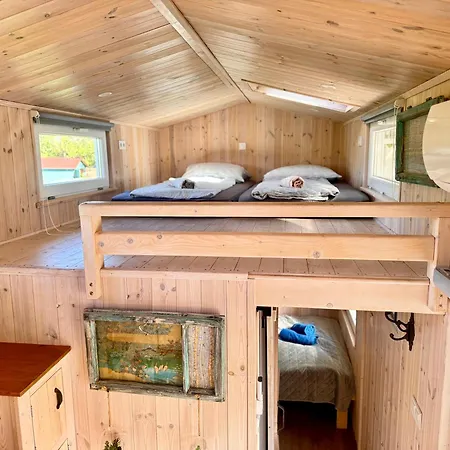 Ferienhaus Eco Retreat For 8 People Kisapati